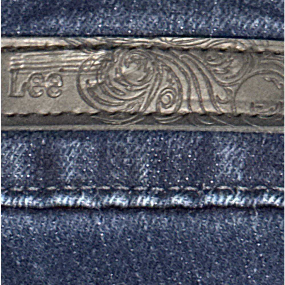 Women’s Lee Classic Fit Navy Blue Denim Jeans with Embroidered Pockets, Size 10. - Picture 12 of 14